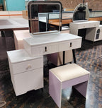 Elegant Dressing Table With Lighting mirrors