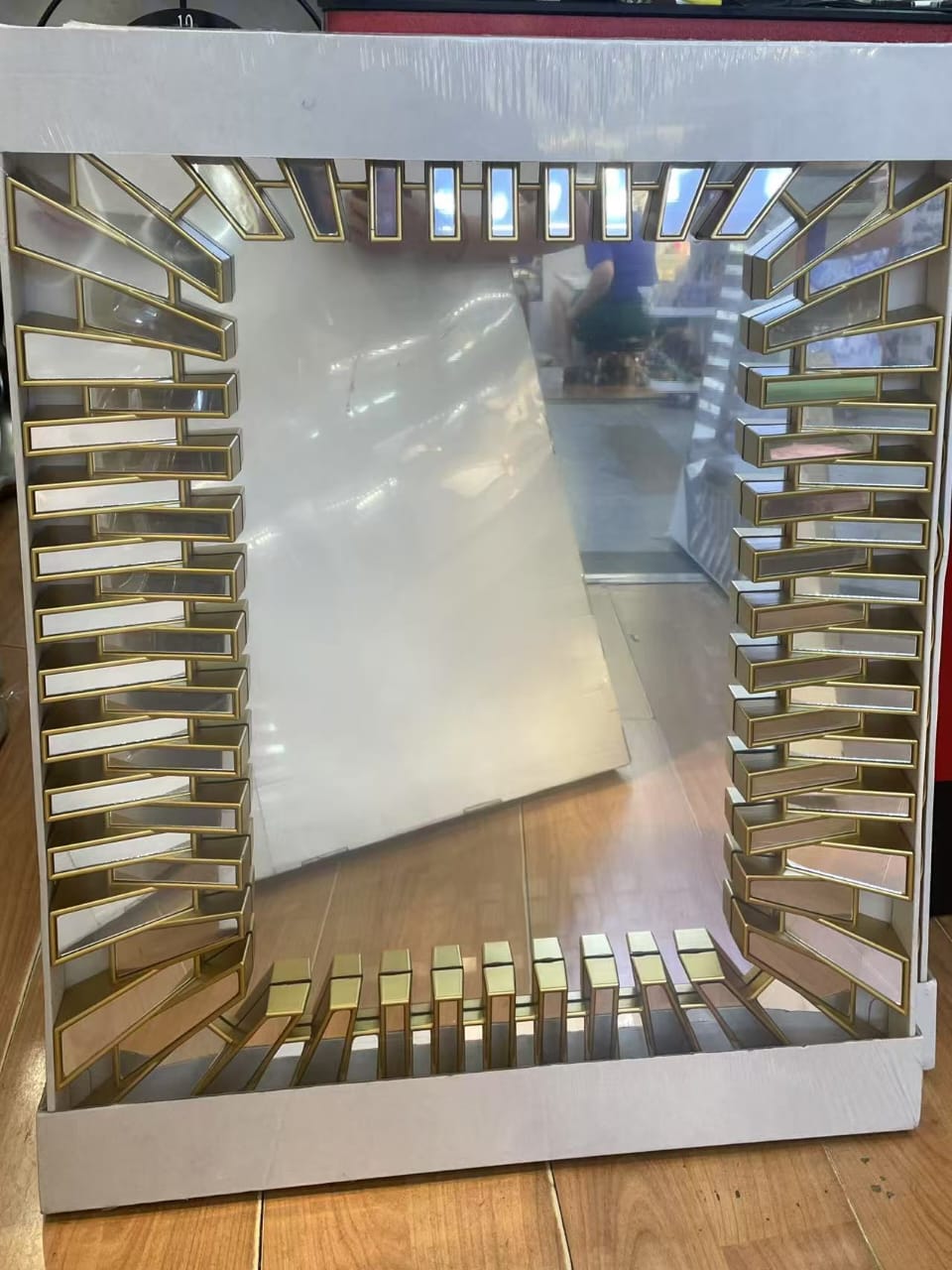 Luxury Decorative Wide Wall Mirror – Gold (74x57cm) Sale price