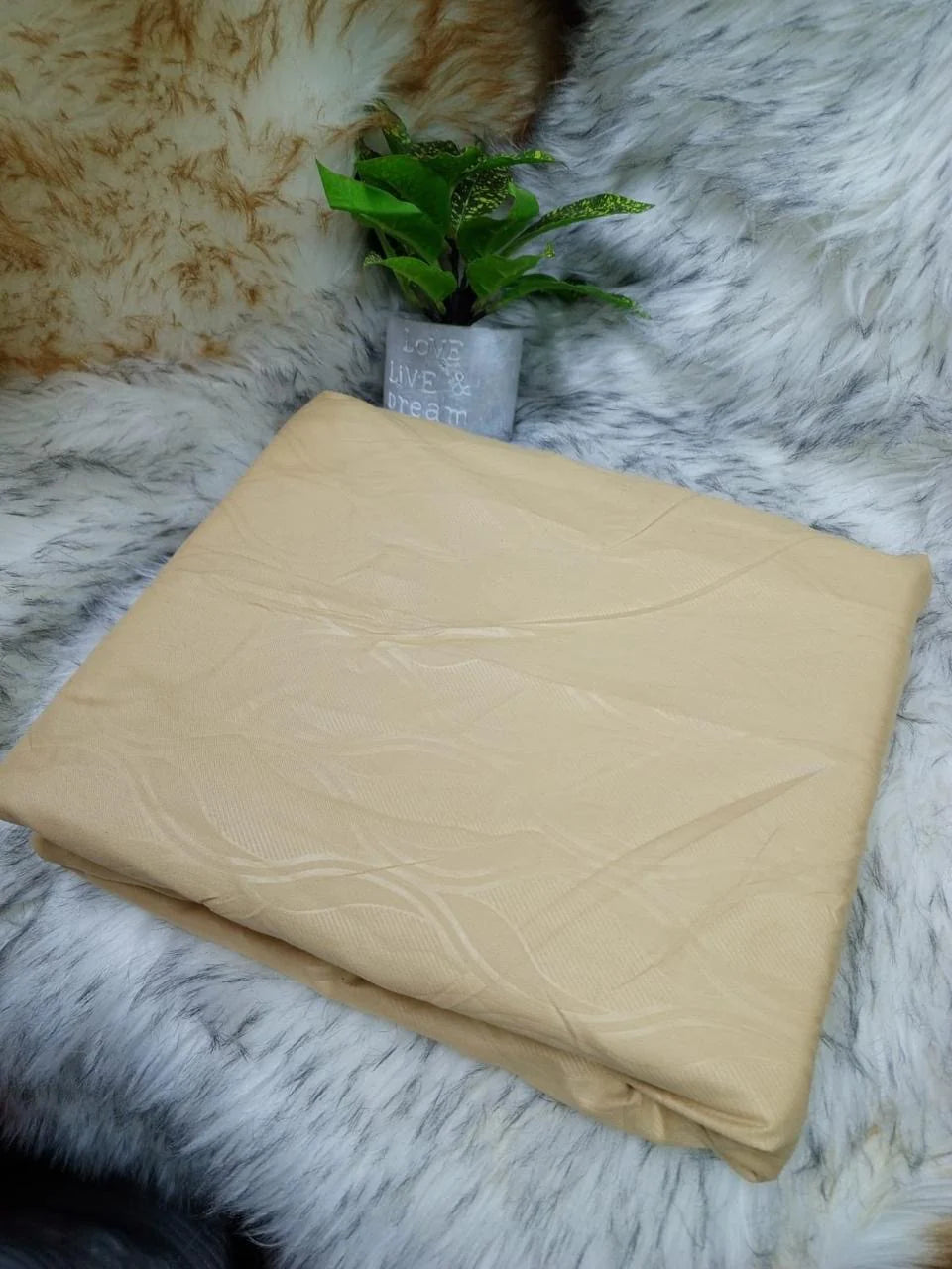 Quilted Fitted Mattress Pad Waterproof Mattress Protector